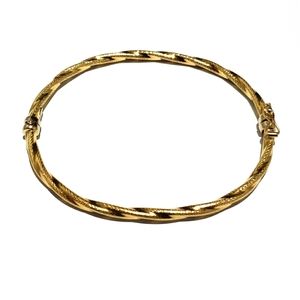--Price Firm--Vintage 18kt Italian gold hinge bangle